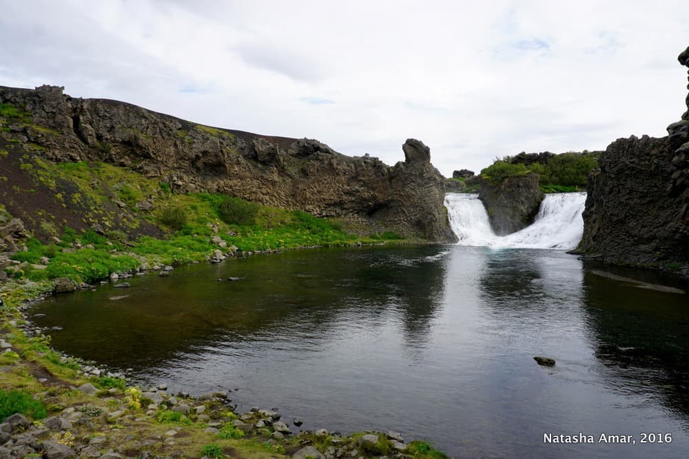 Iceland's Highlands Landmannalaugar Day Tour- Hjalparfoss