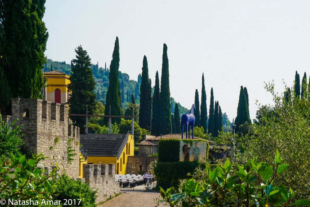 Lake Garda Holidays: Cool things to do in lake Garda on the perfect Italian lakeside trip of beautiful towns, medieval architecture, fantastic views, quality wines, and amazing food! 